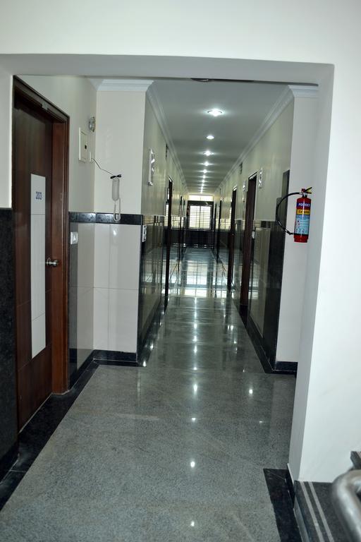Metro Park Hotel Chennai Luaran gambar