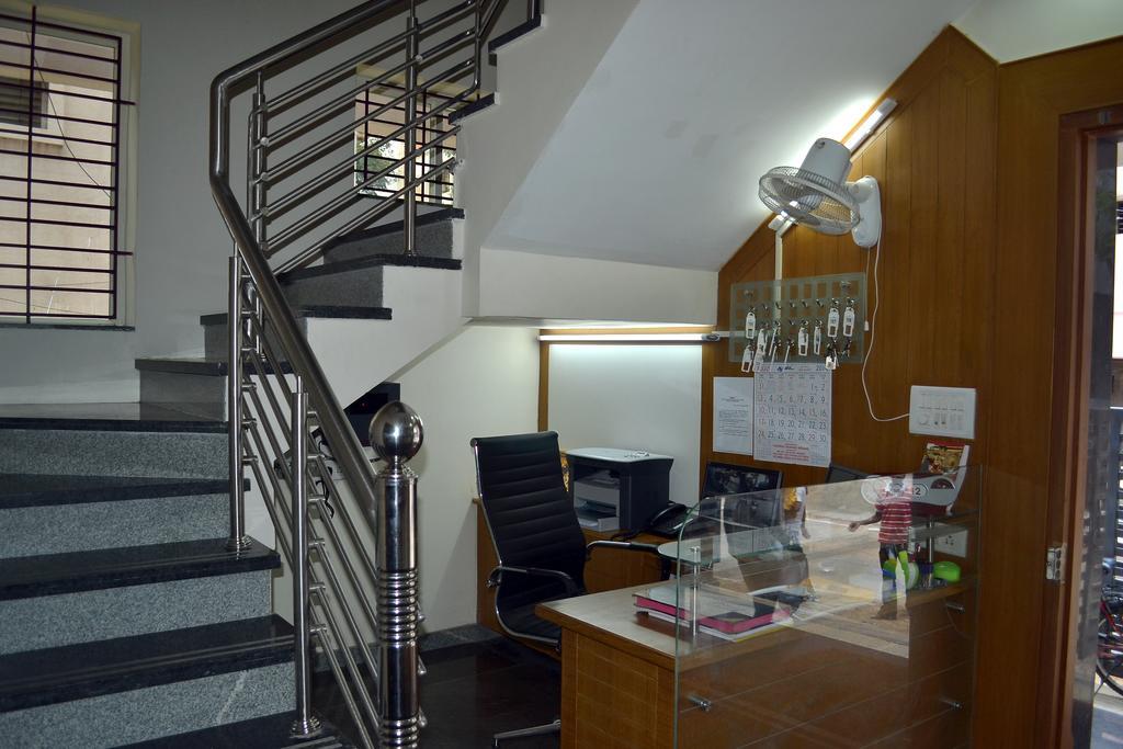 Metro Park Hotel Chennai Luaran gambar