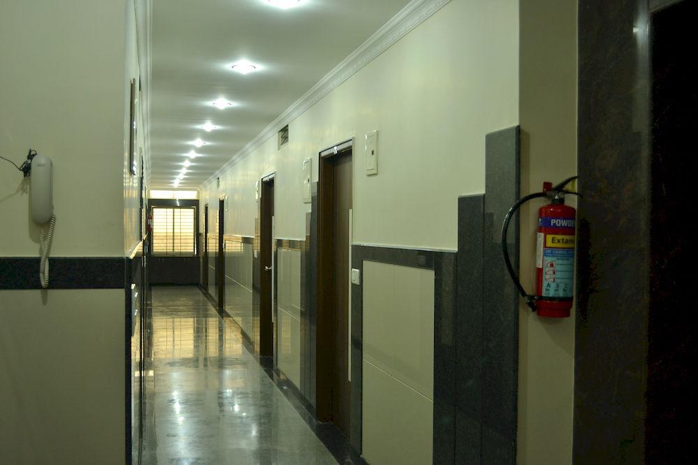 Metro Park Hotel Chennai Luaran gambar